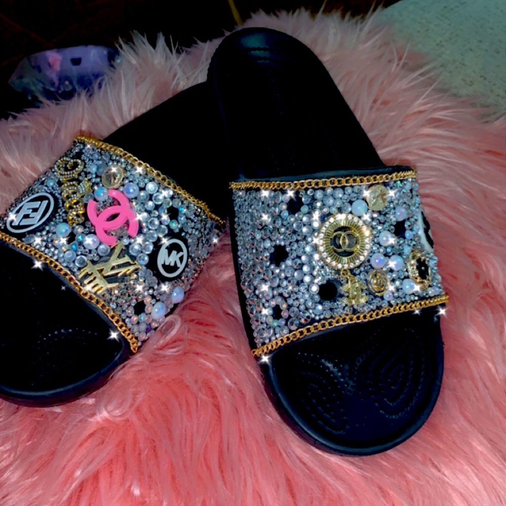 Sold‼️Size 9 croc slides
